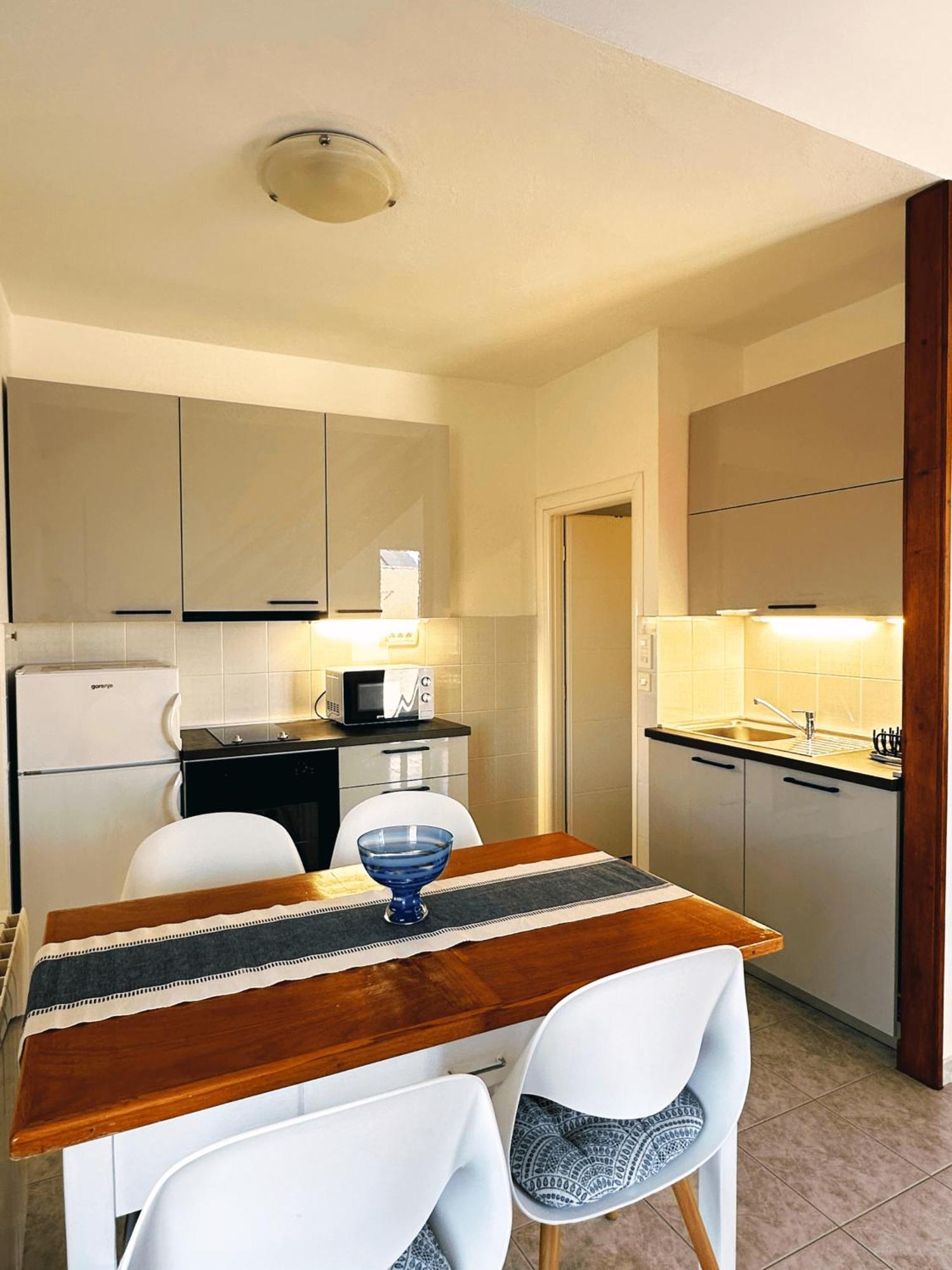 Apartments Vilma Murter Ngoại thất bức ảnh